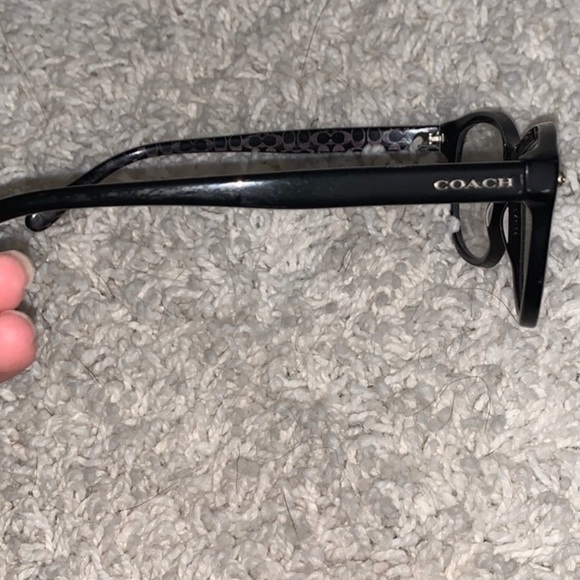 Prescription glasses - Picture 1 of 2